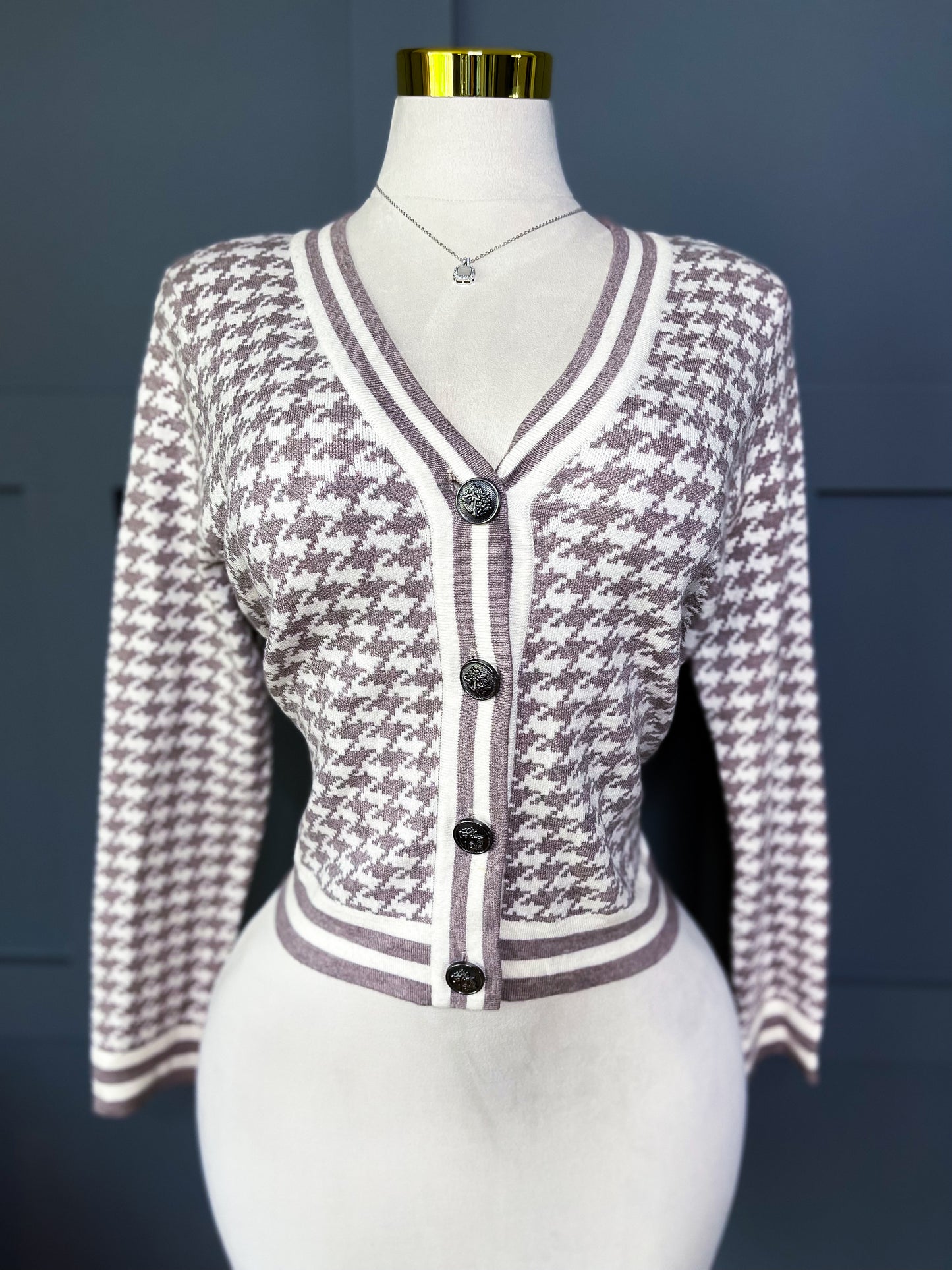 Modern Muse Houndstooth Cardigan, L