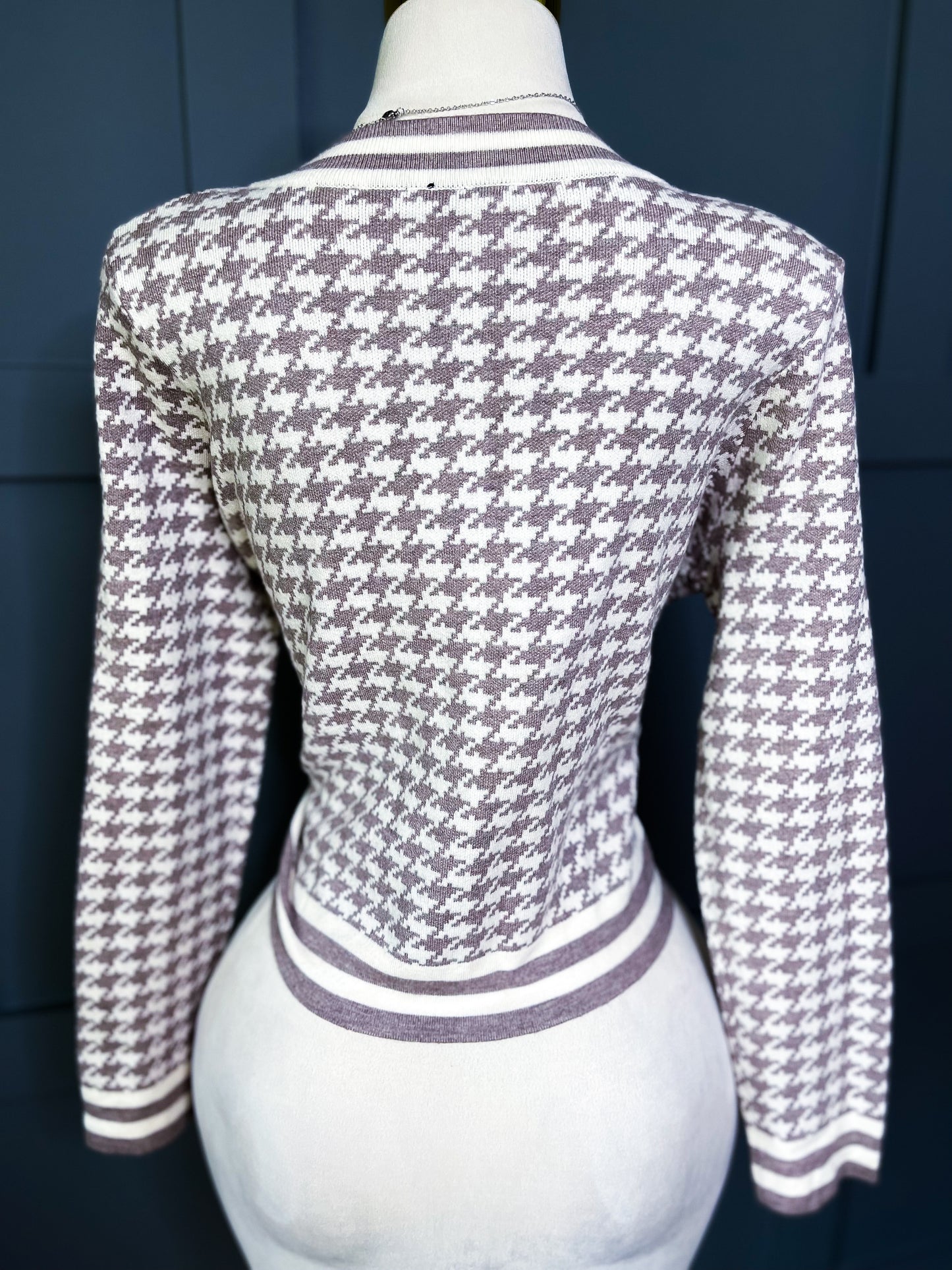 Modern Muse Houndstooth Cardigan, L