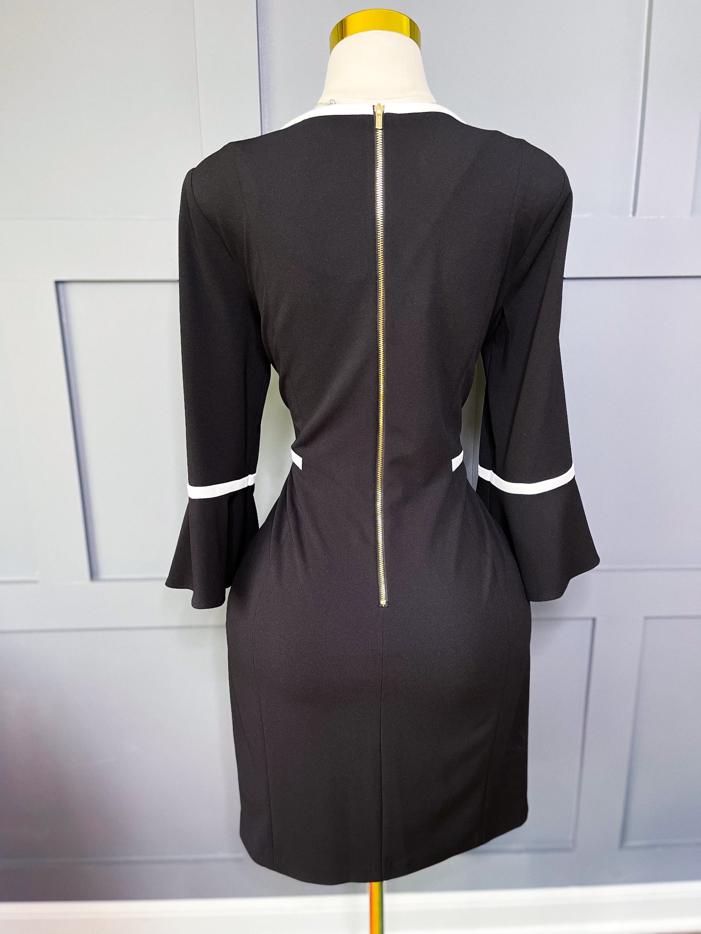 Classic Hour Bell Sleeve Dress – Black & White, 14W