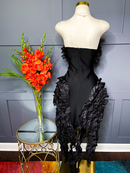 CITY LIGHTS RUFFLE MIDI DRESS, XL