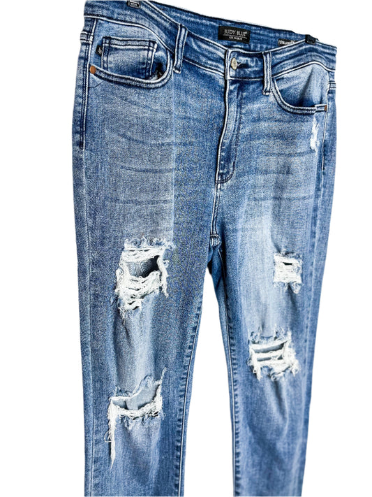 New Judy Blue Straight Distressed Jeans, Size 13