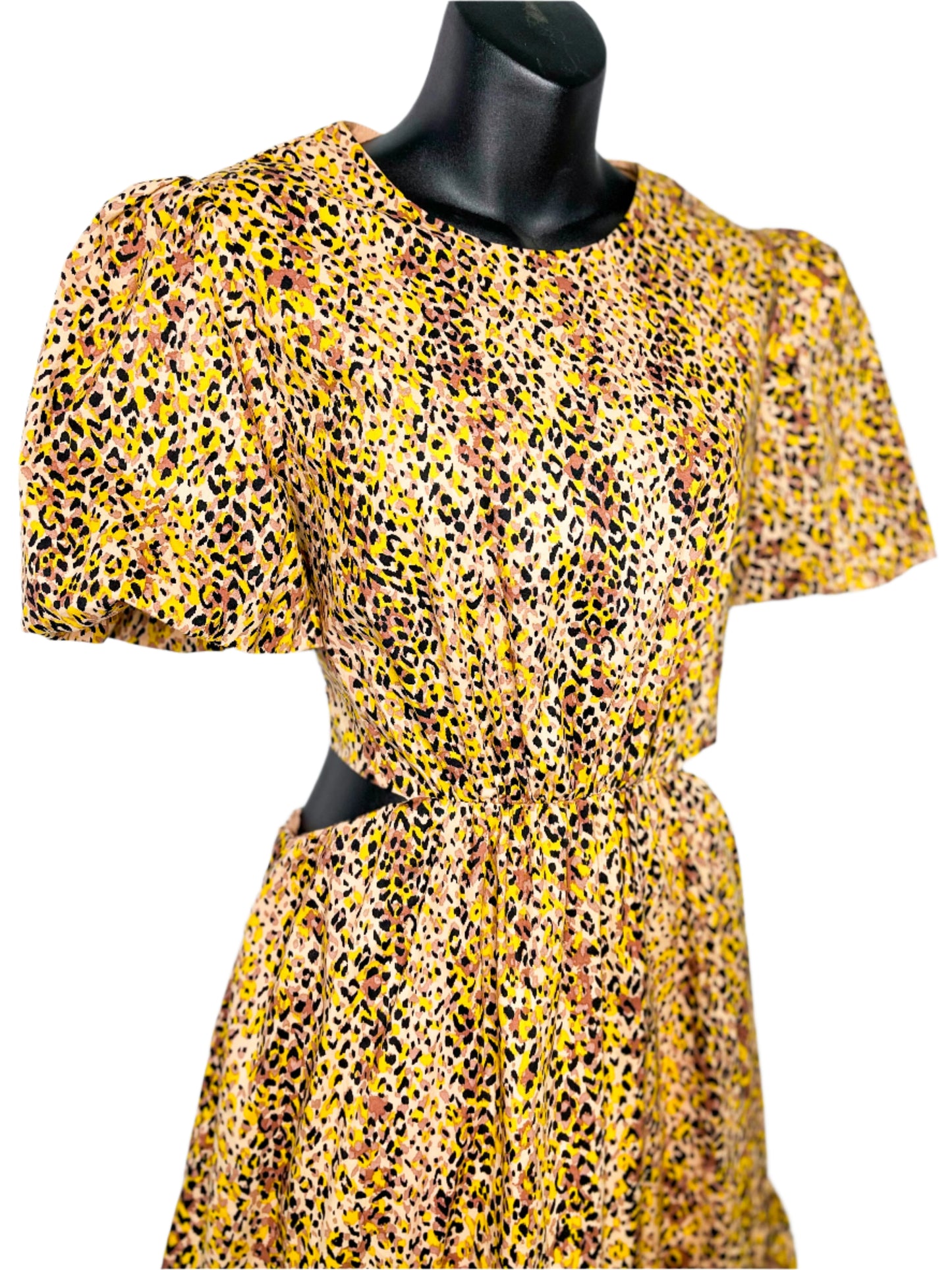 New WAYF Cutout Dress, M