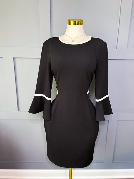 Classic Hour Bell Sleeve Dress – Black & White, 14W
