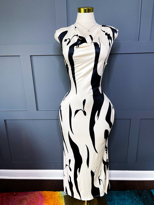Abstract Mood Bodycon Midi – Black & White, 2X